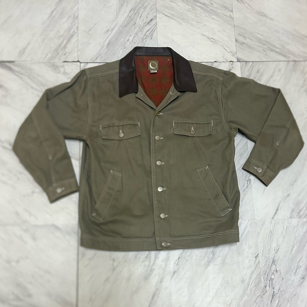 vintage 90s Marlboro blanket-lined barn chore jacket with a brown leather collar